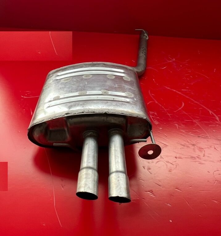 BMW  E60 ARKA EGZOZ   5.30 D 2004>.....